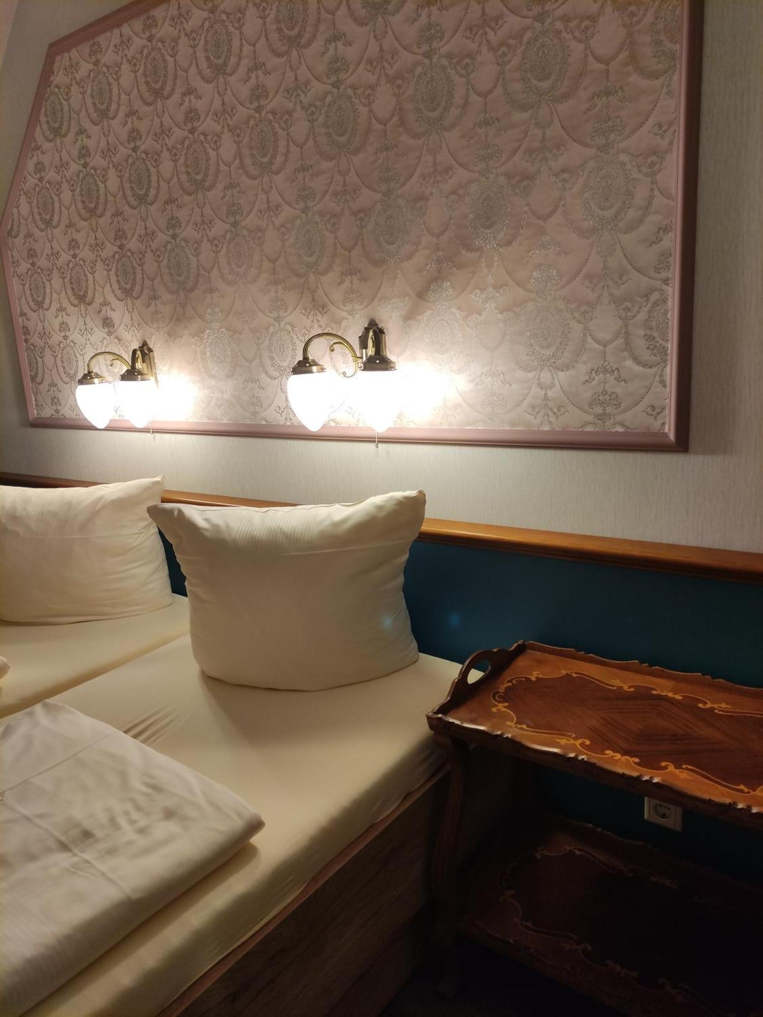 Pilgrims Inn クライシャ エクステリア 写真